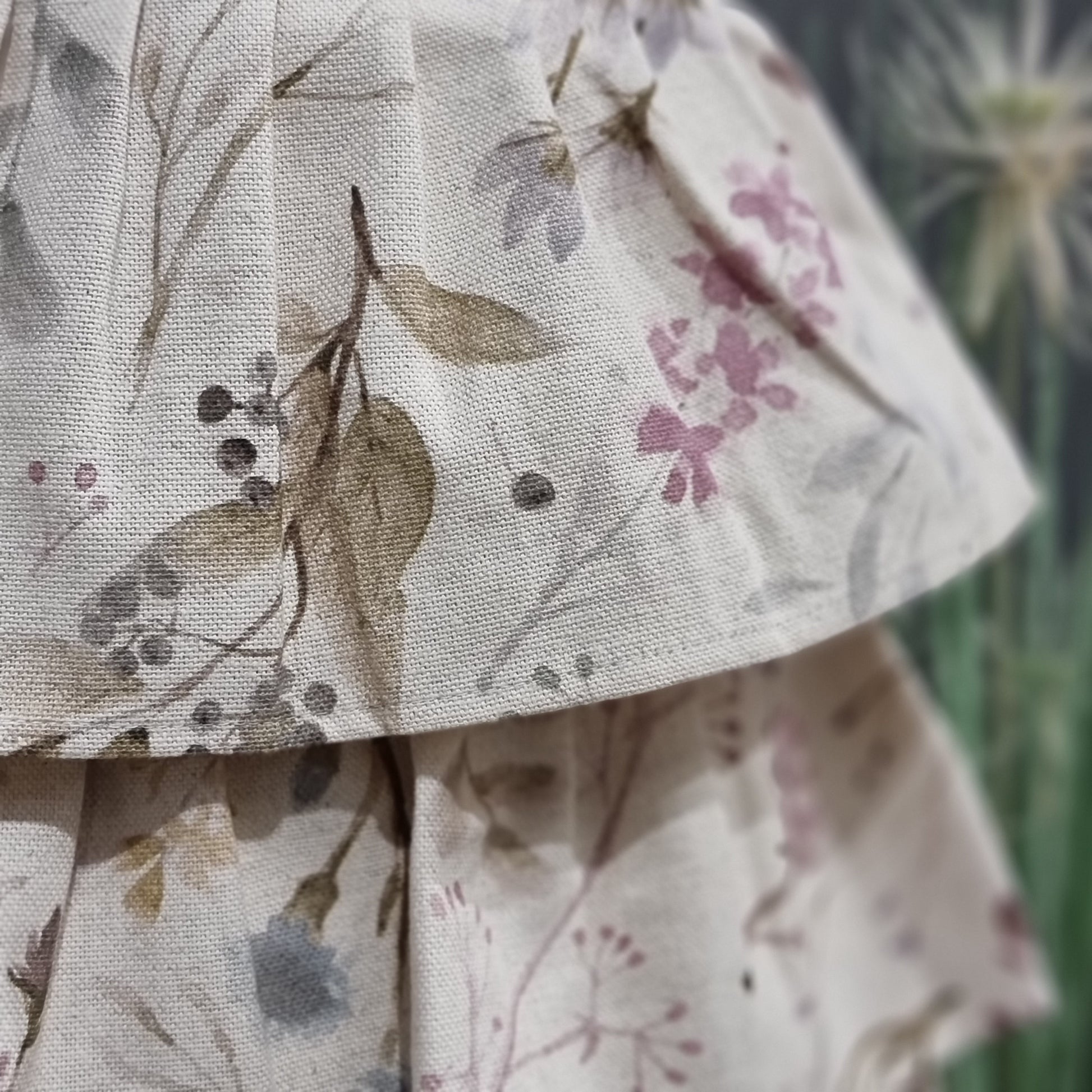 Ručne vyrobená kuchynská zástera z prírodnej tkaniny