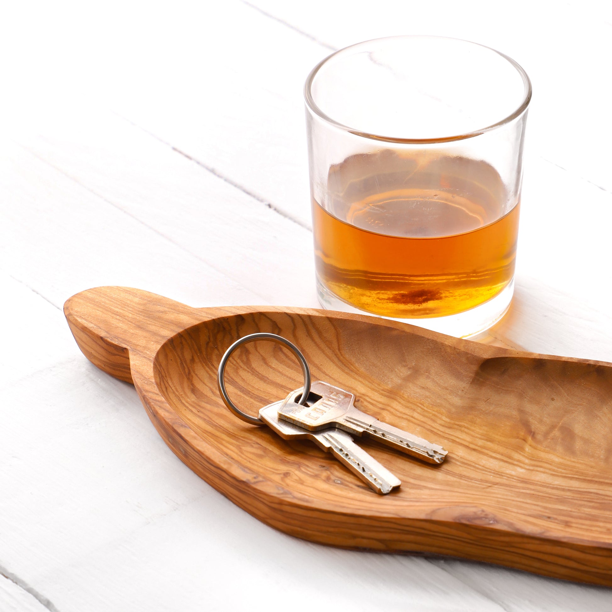 Dekoratívna miska z olivového dreva v tvare listu – ekologický doplnok – YEVA.sk