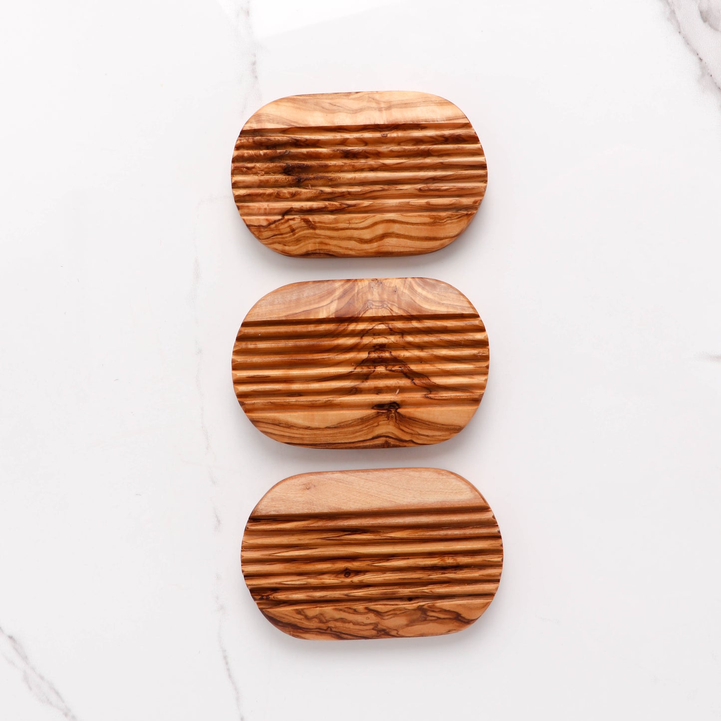 Elegantná mydlová miska z olivového dreva – ručne vyrobená – YEVA.sk