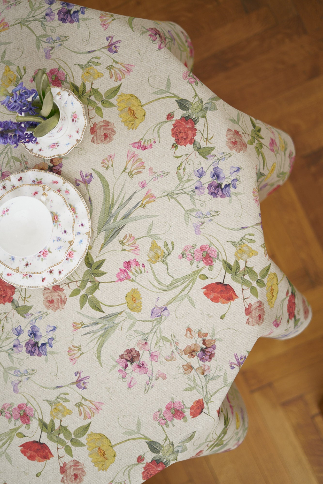 Obrus Blossom z kolekcie Hortensias Home – prírodné materiály