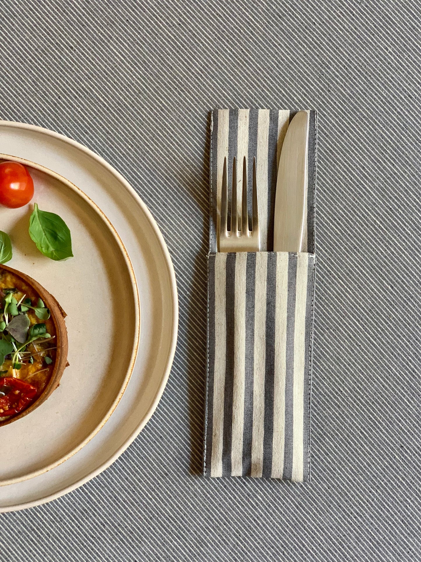 Držiak na príbory Nord 1 z recyklovanej bavlny – YEVA.sk