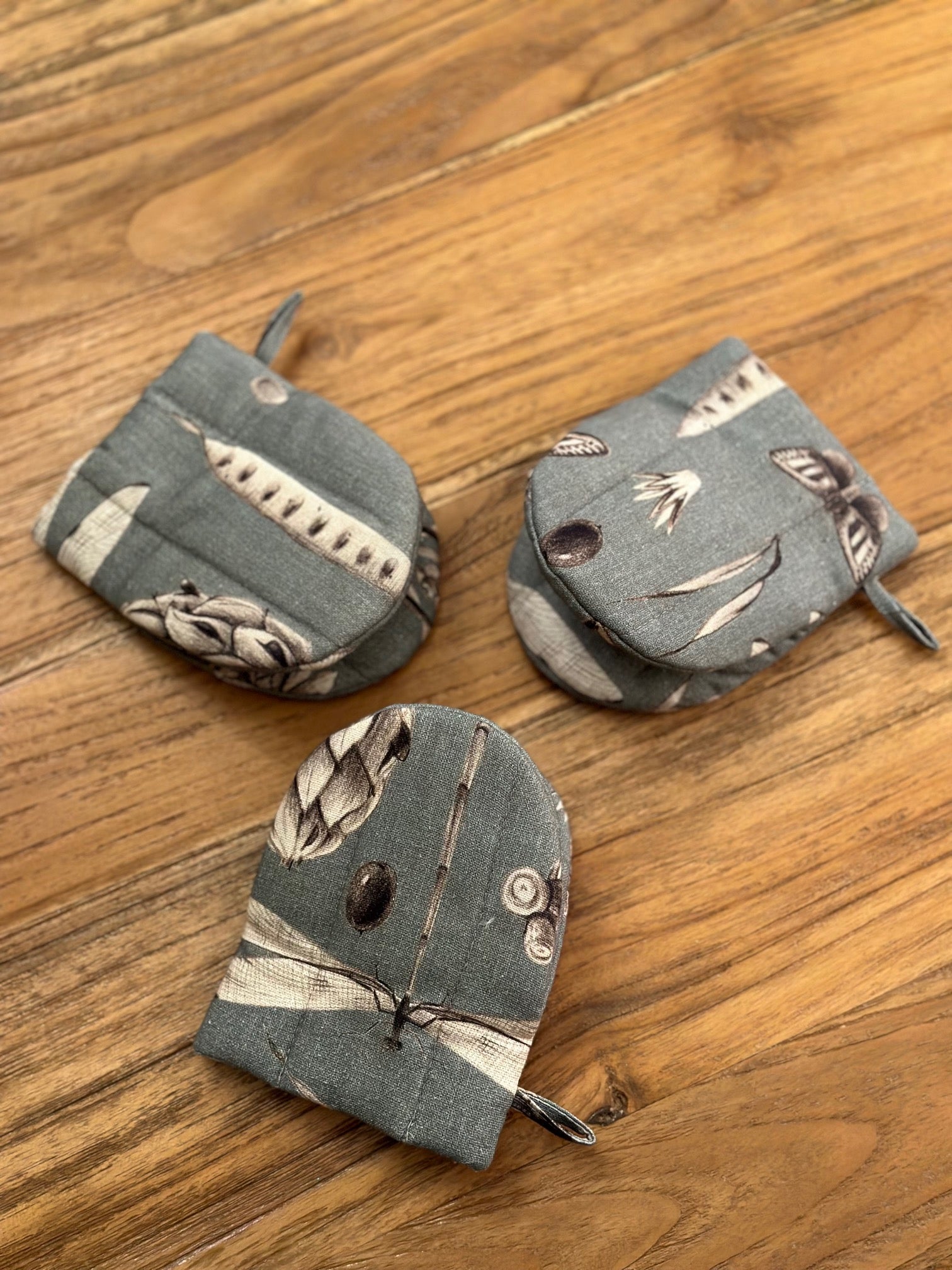 Ručne vyrobená kuchynská rukavica z prírodnej bavlny – YEVA.sk