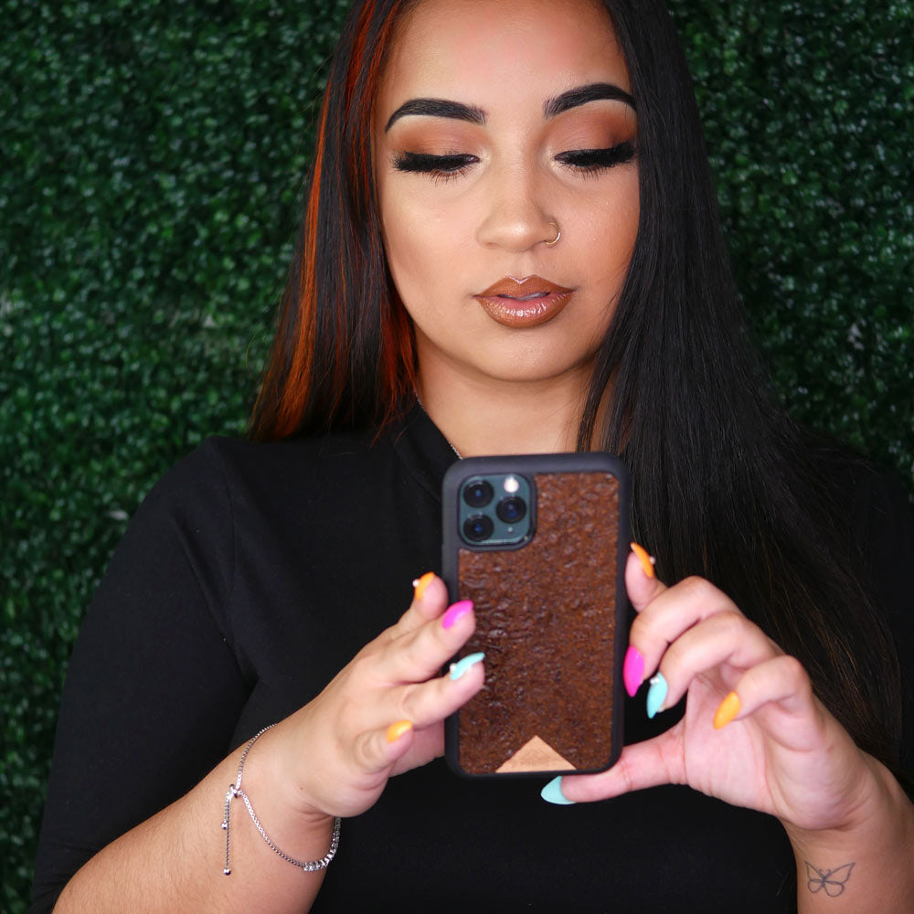 Organické púzdro na mobil Coffee – ručne lisované kávové zrná Arabica | YEVA.sk