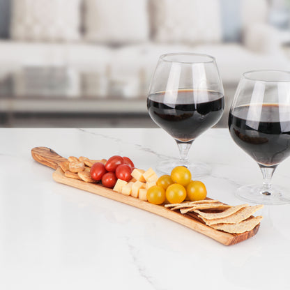 Ručne vyrobená miska z olivového dreva – ideálna na servírovanie údenín