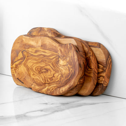 Rustikálna servírovacia doska z olivového dreva – originálny kúsok – YEVA.sk