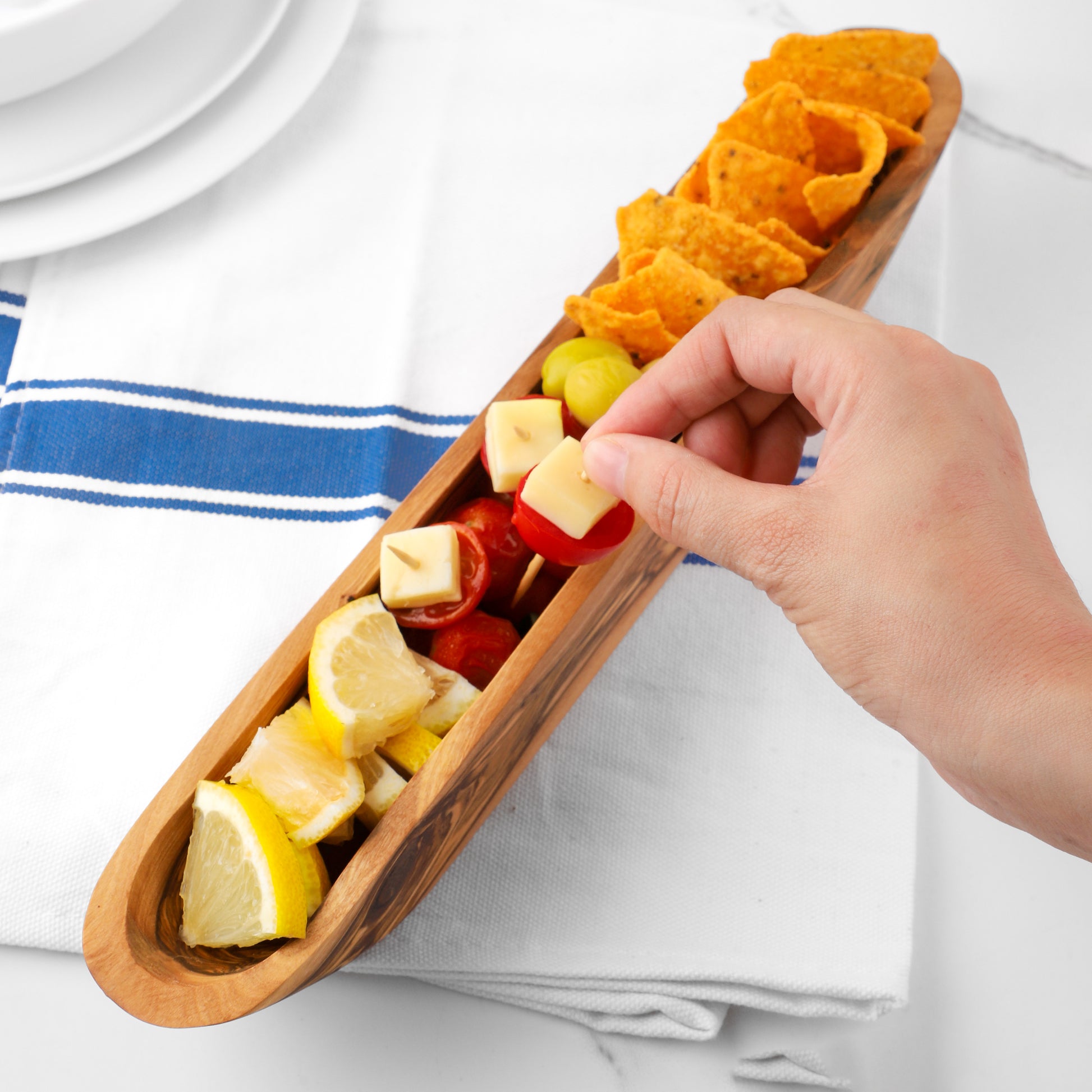 Podnos z prírodného olivového dreva – štýlový a praktický doplnok – YEVA.sk