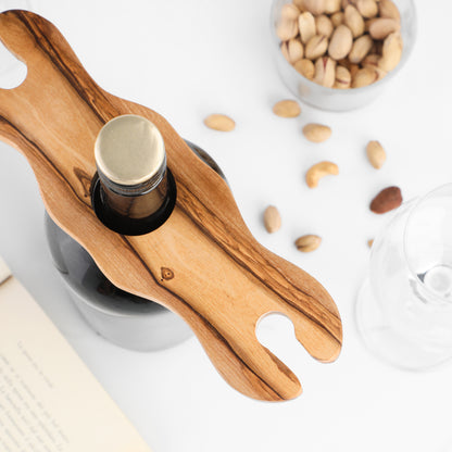 Ručne vyrobený stojan z olivového dreva na fľaše a poháre – originálny dizajn