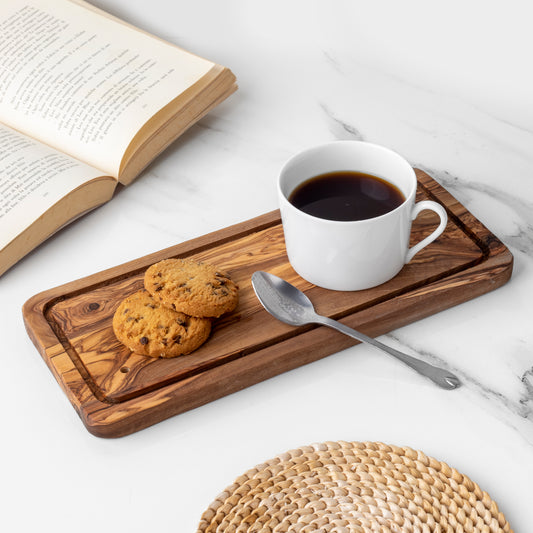 Doska z olivového dreva na krájanie – s kávou a sušienkami – YEVA.sk