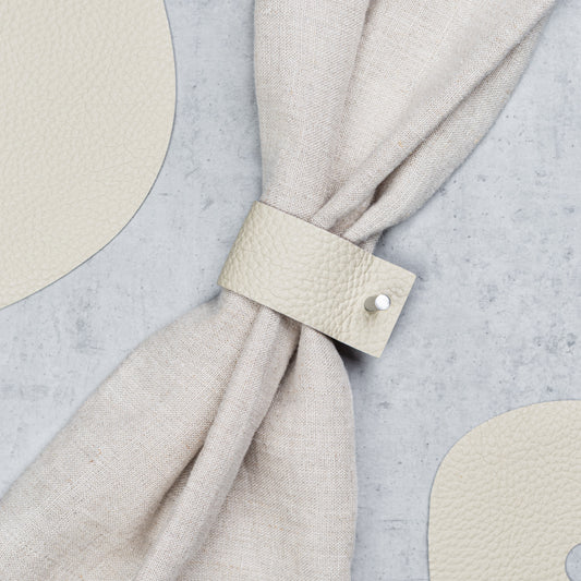 Kožené krúžky na servítky – sada 4 ks – slonovinová farba | YEVA.sk